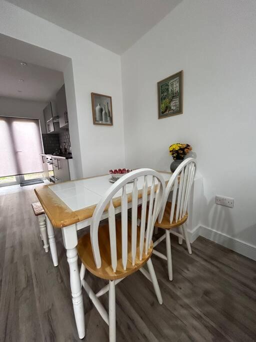 Bali Bliss Garden Flat With Parking Daire Enfield Dış mekan fotoğraf